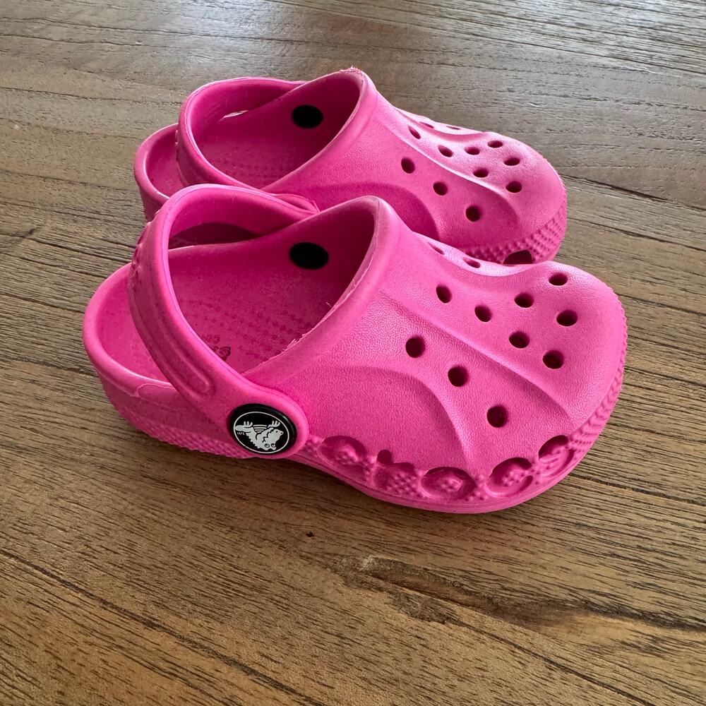 Crocs Hot Pink - Size C6 - Picture 8 of 9